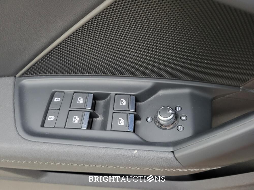 Audi A3 Limousine 30 S edition TFSI 110pk 2022 (Origineel-NL), P-882-RT