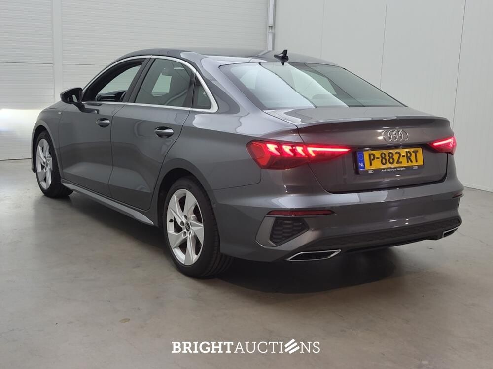 Audi A3 Limousine 30 S edition TFSI 110pk 2022 (Origineel-NL), P-882-RT