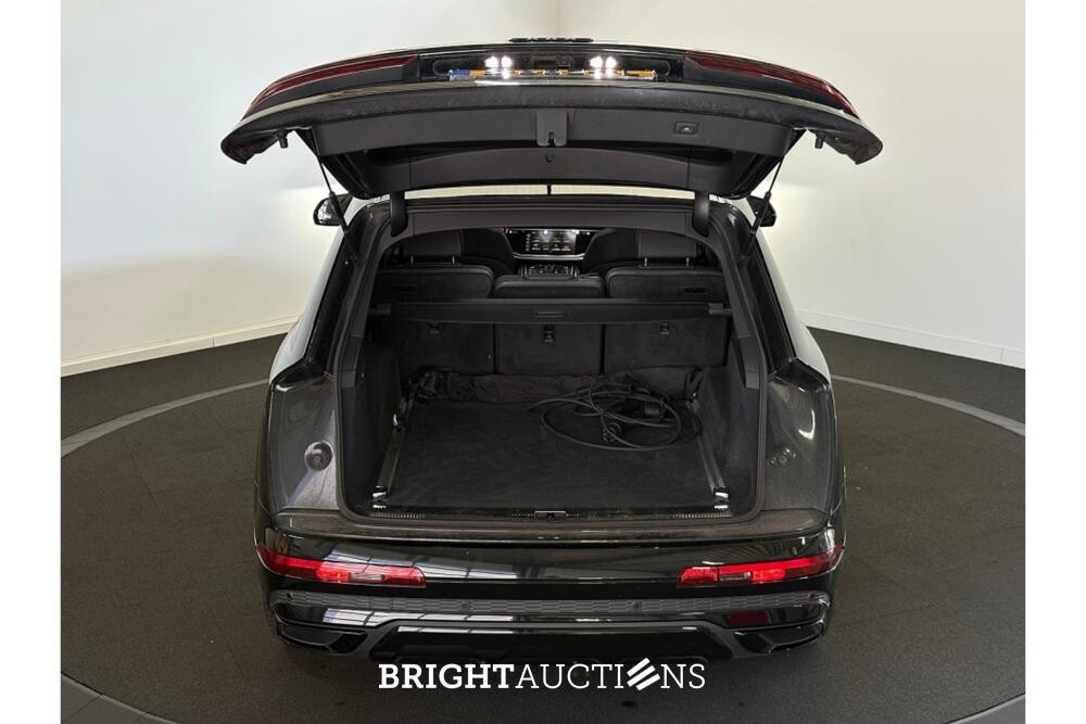 Audi Q7 60 TFSI e Pro Line S Competition Quattro 476pk 2023, S-682-TL