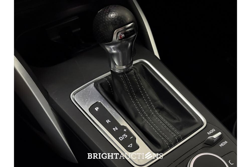 Audi Q2 35 S Edition TFSI 149pk 2019 (Origineel-NL), G-798-LZ
