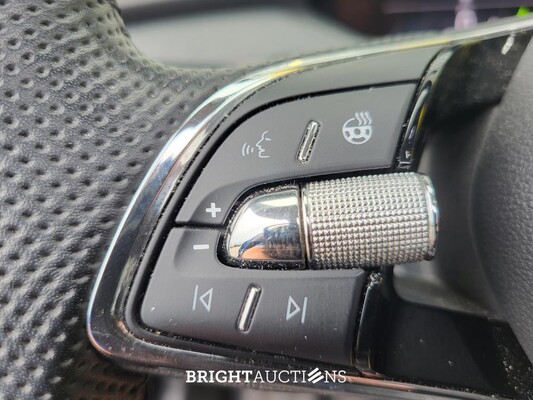 Škoda Enyaq iV 60 180pk 2021 (Origineel-NL), L-281-JN