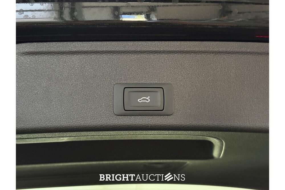 Audi A4 Avant 35 Advanced Edition TFSI 149pk 2023 (Origineel-NL), T-188-SB