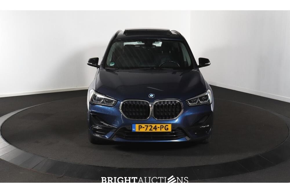 BMW X1 xDrive25e eDrive Edition 220pk 2022 (Origineel-NL), P-724-PG