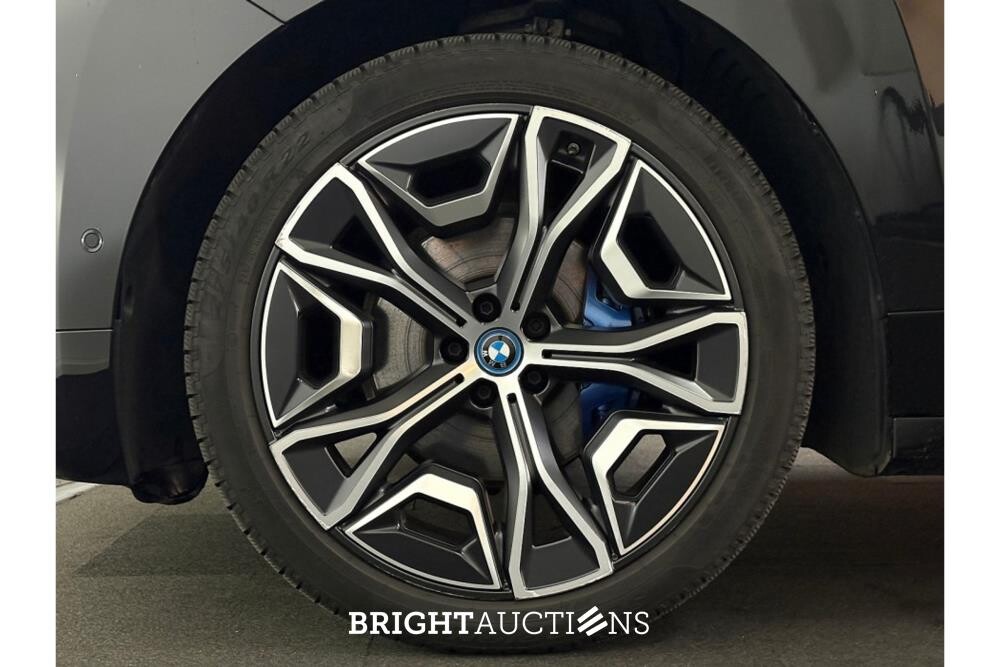 BMW iX xDrive40 Executive 77 kWh 2022 (Origineel-NL), P-510-KJ
