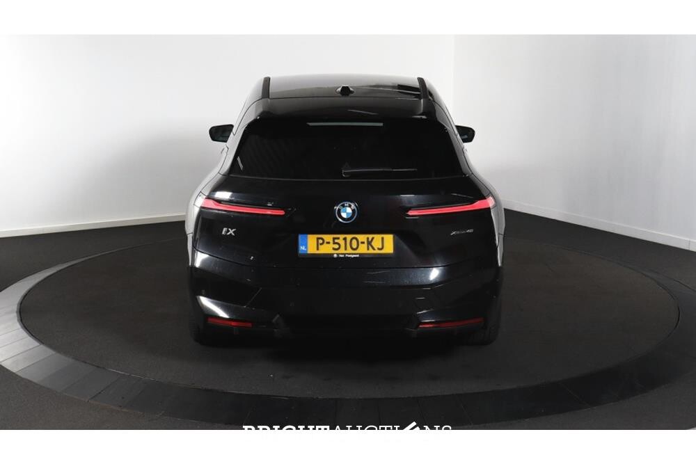 BMW iX xDrive40 Executive 77 kWh 2022 (Origineel-NL), P-510-KJ