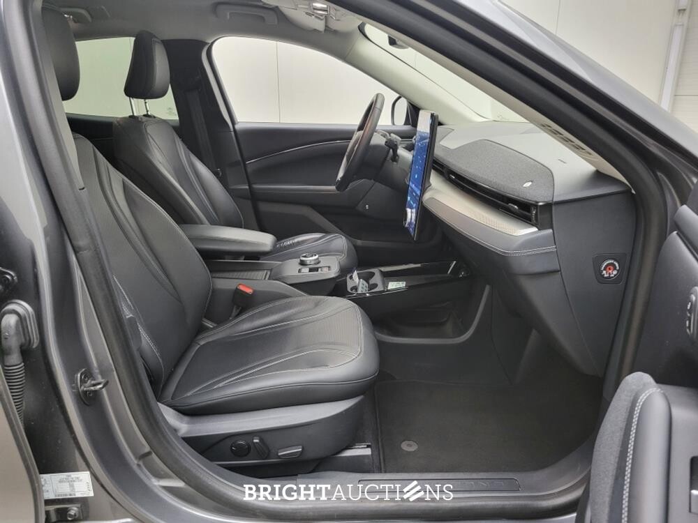 Ford Mustang Mach-E RWD 75 kWh 258pk 2021 (Origineel-NL), L-060-NX