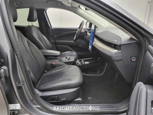 Ford Mustang Mach-E RWD 75 kWh 258pk 2021 (Origineel-NL), L-060-NX