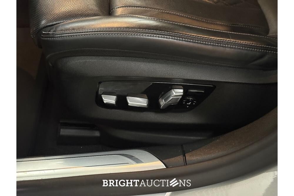 BMW 745e High Executive 398pk 2020 7-Serie, K-406-DX