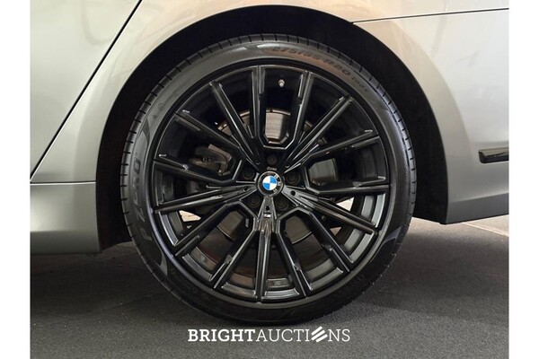 BMW 745e High Executive 398pk 2020 7-Serie, K-406-DX