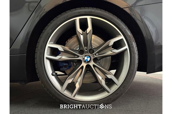 BMW M550d xDrive 5 Serie High Executive 399pk 2019 5-Serie, R-967-HZ