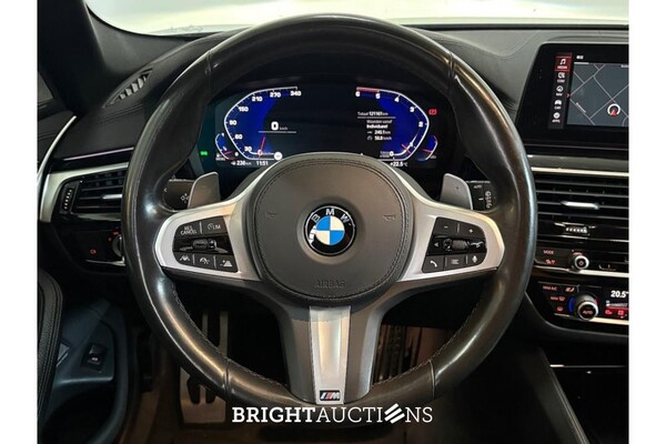 BMW M550d xDrive 5 Serie High Executive 399pk 2019 5-Serie, R-967-HZ