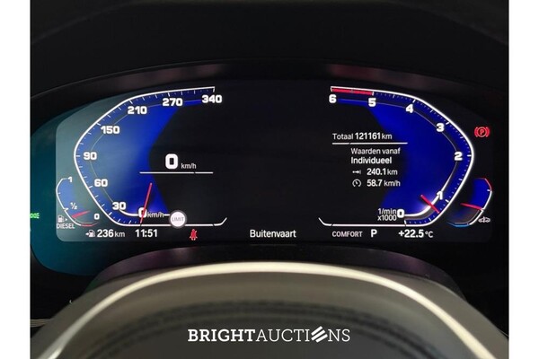 BMW M550d xDrive 5 Serie High Executive 399pk 2019 5-Serie, R-967-HZ
