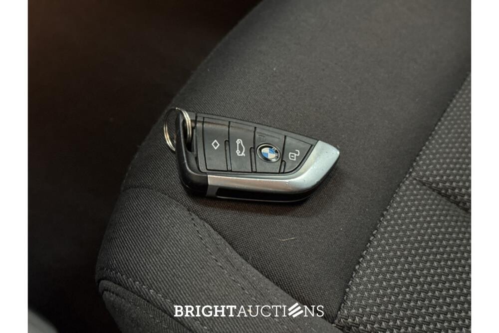BMW 318d Executive Edition 149pk 2020 (Origineel-NL) 3-Serie, H-646-LJ