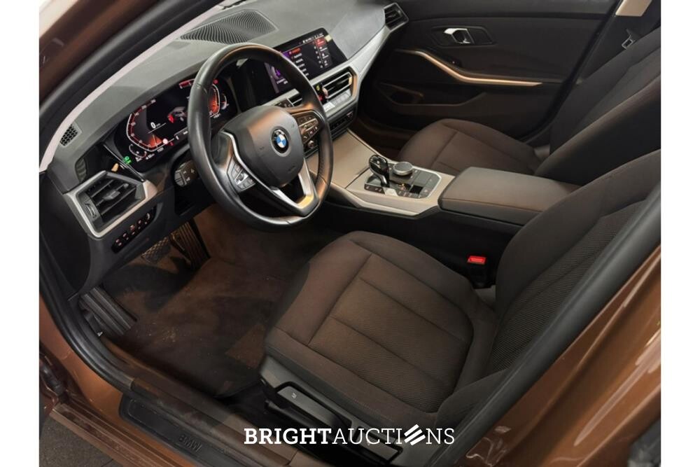 BMW 318d Executive Edition 149pk 2020 (Origineel-NL) 3-Serie, H-646-LJ
