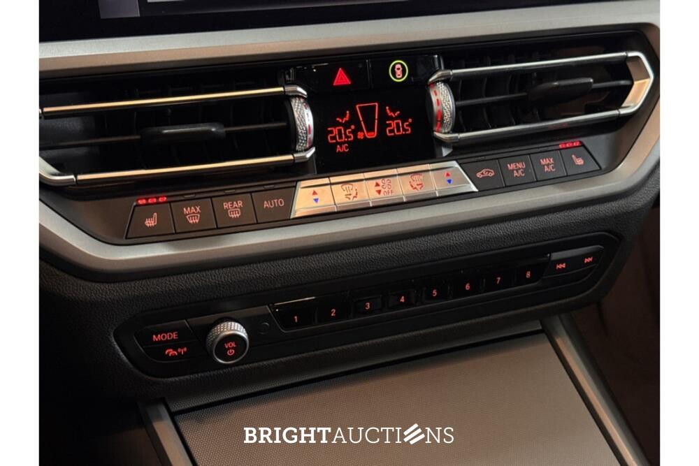 BMW 318d Executive Edition 149pk 2020 (Origineel-NL) 3-Serie, H-646-LJ