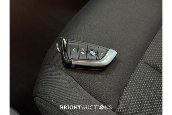 BMW 318d Executive Edition 149pk 2020 (Origineel-NL) 3-Serie, H-646-LJ