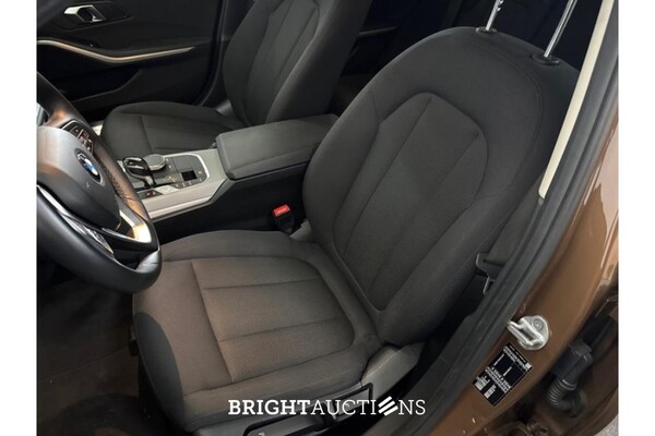 BMW 318d Executive Edition 149pk 2020 (Origineel-NL) 3-Serie, H-646-LJ