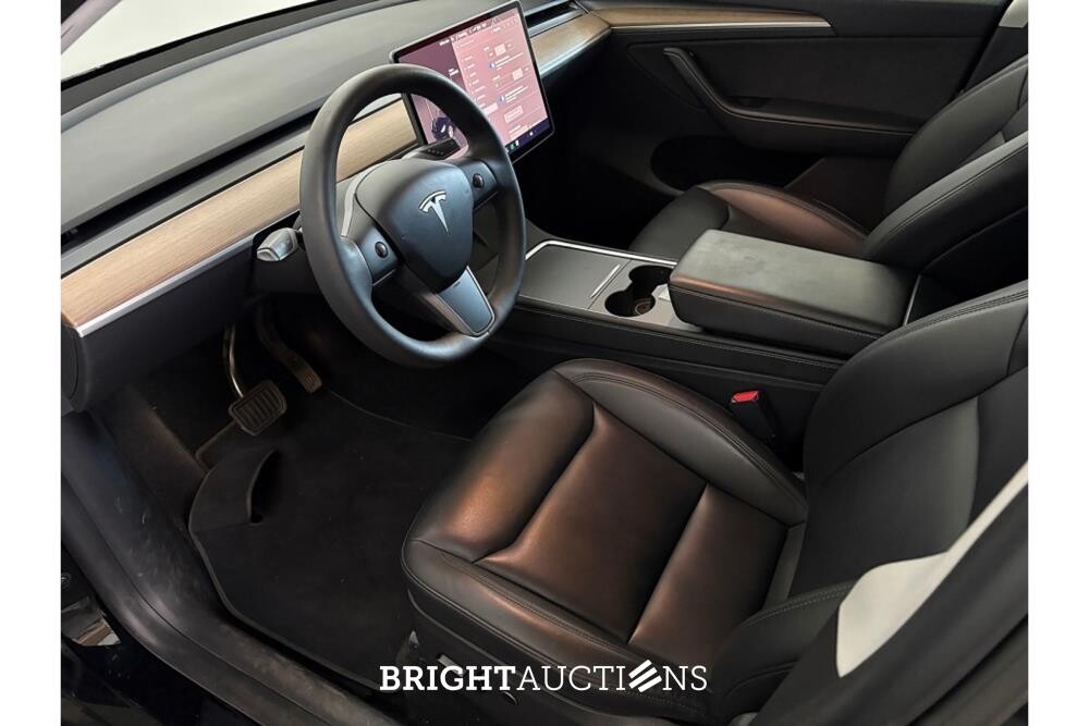 Tesla Model Y Long Range AWD 75 kWh 2023 (Origineel-NL), S-889-XH