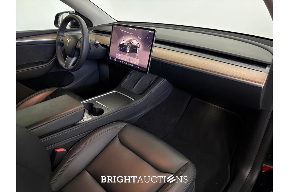 Tesla Model Y Long Range AWD 75 kWh 2023 (Origineel-NL), S-889-XH
