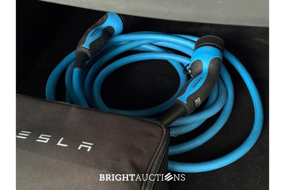 Tesla Model Y Long Range AWD 75 kWh 2023 (Origineel-NL), S-889-XH