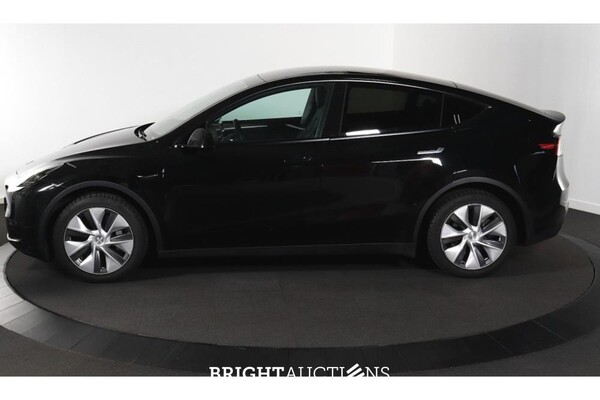 Tesla Model Y Long Range AWD 75 kWh 2023 (Origineel-NL), S-889-XH