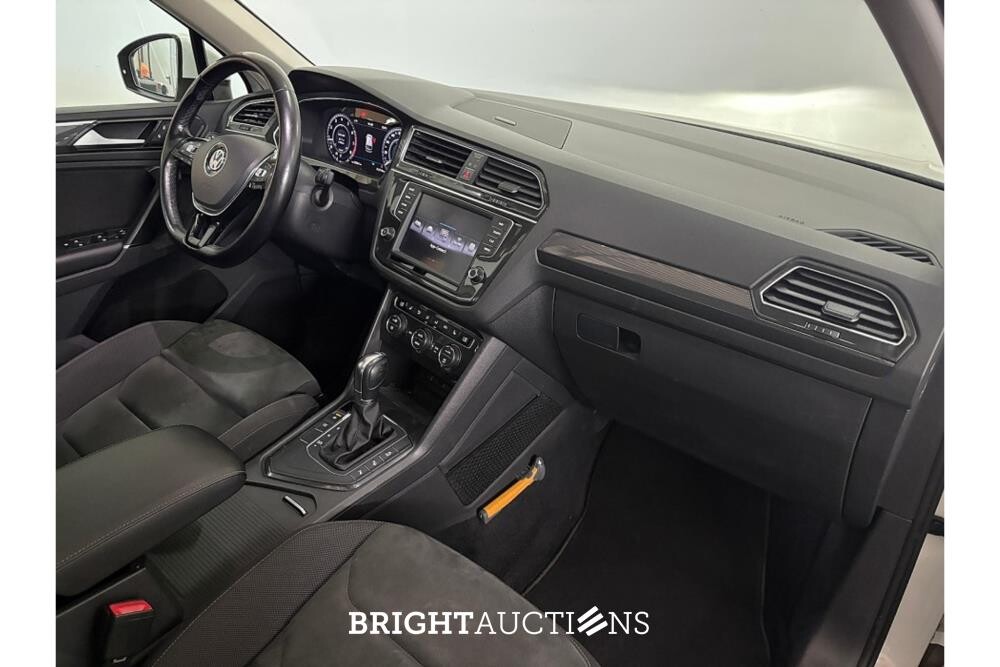 Volkswagen Tiguan ACT Highline 1.4 TSI 149pk 2017 (Origineel-NL), NV-667-S