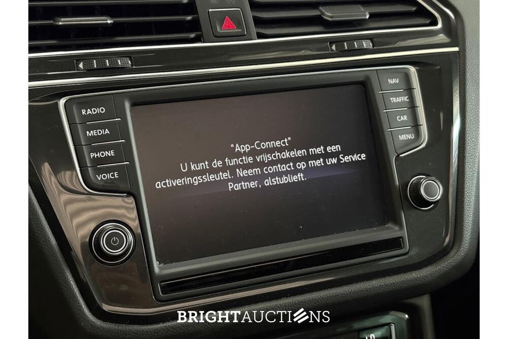 Volkswagen Tiguan ACT Highline 1.4 TSI 149pk 2017 (Origineel-NL), NV-667-S