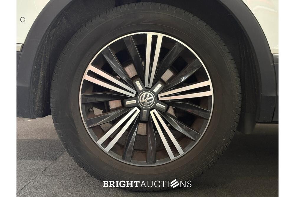 Volkswagen Tiguan ACT Highline 1.4 TSI 149pk 2017 (Origineel-NL), NV-667-S