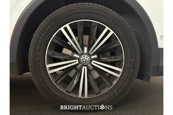 Volkswagen Tiguan ACT Highline 1.4 TSI 149pk 2017 (Origineel-NL), NV-667-S