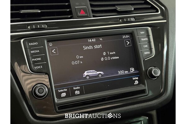 Volkswagen Tiguan ACT Highline 1.4 TSI 149pk 2017 (Origineel-NL), NV-667-S