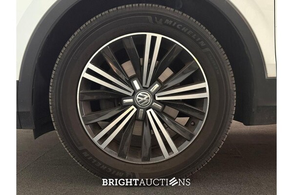 Volkswagen Tiguan ACT Highline 1.4 TSI 149pk 2017 (Origineel-NL), NV-667-S