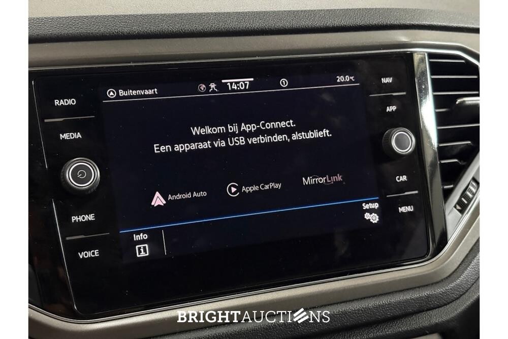 Volkswagen T-Roc Business 1.0 TSI 110pk 2021 (Origineel-NL), K-780-LX