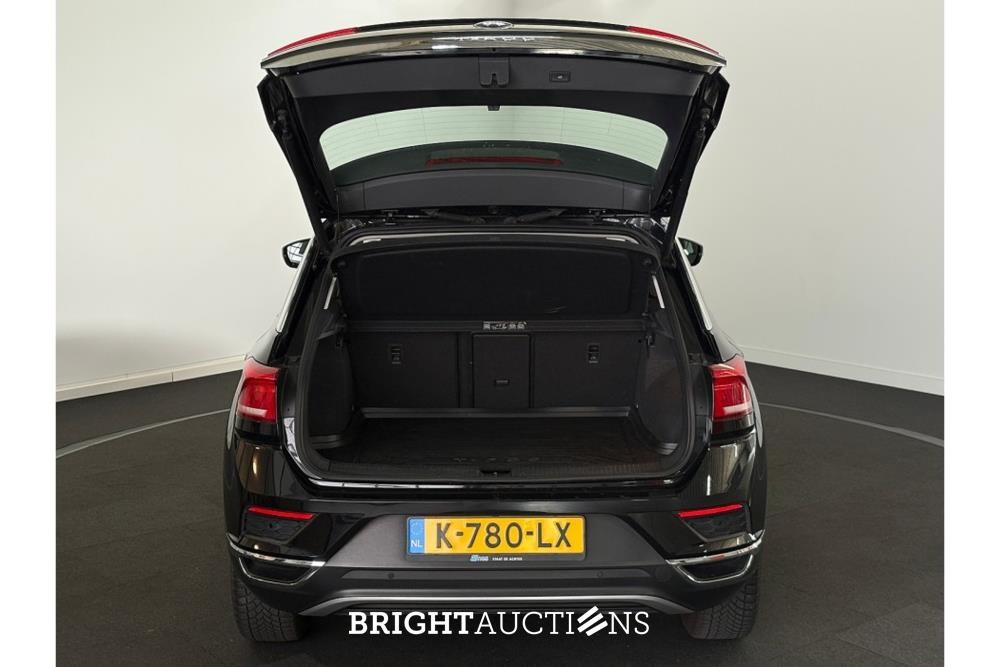Volkswagen T-Roc Business 1.0 TSI 110pk 2021 (Origineel-NL), K-780-LX