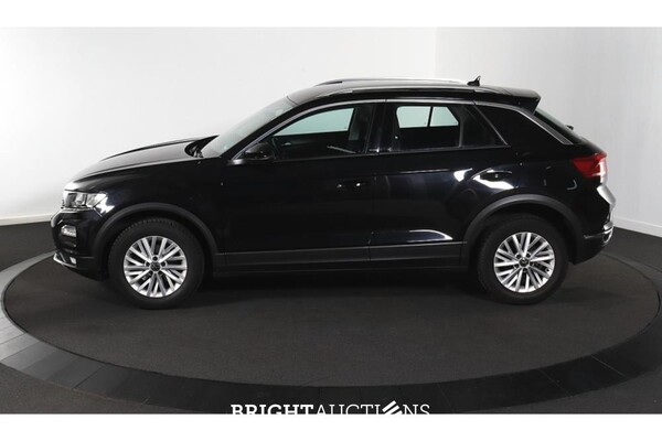 Volkswagen T-Roc Business 1.0 TSI 110pk 2021 (Origineel-NL), K-780-LX