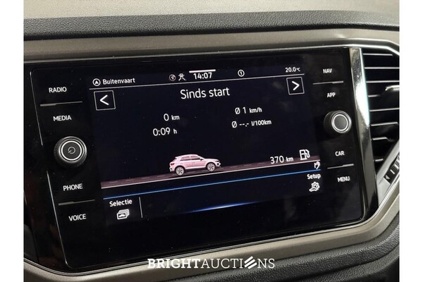 Volkswagen T-Roc Business 1.0 TSI 110pk 2021 (Origineel-NL), K-780-LX