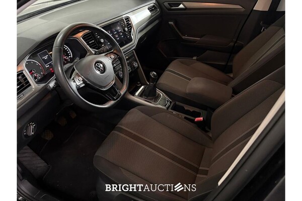Volkswagen T-Roc Business 1.0 TSI 110pk 2021 (Origineel-NL), K-780-LX
