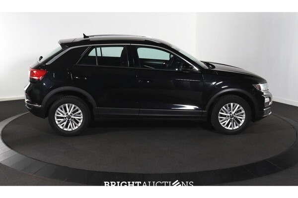 Volkswagen T-Roc Business 1.0 TSI 110pk 2021 (Origineel-NL), K-780-LX