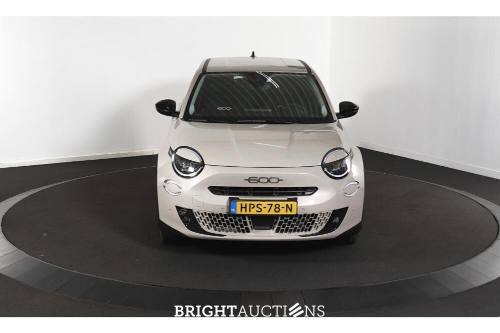 Fiat 600 Hybrid Urban 1.2 100pk 2025 (Origineel-NL), HPS-78-N