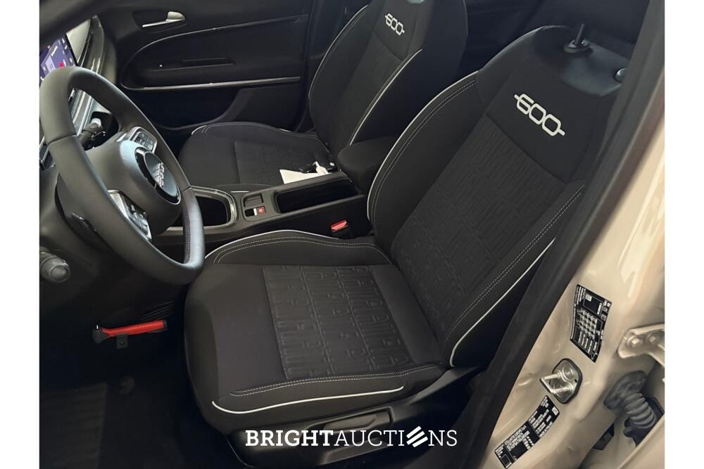 Fiat 600 Hybrid Urban 1.2 100pk 2025 (Origineel-NL), HPS-78-N