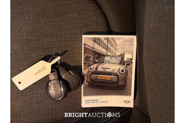 MINI One Business Edition 1.5 102pk 2022 (Origineel-NL), P-333-LL