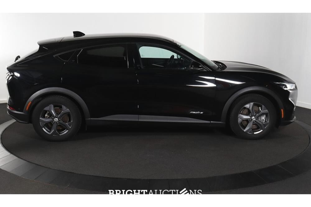 Ford Mustang RWD 75 kWh 2021 (Origineel-NL), N-352-BB