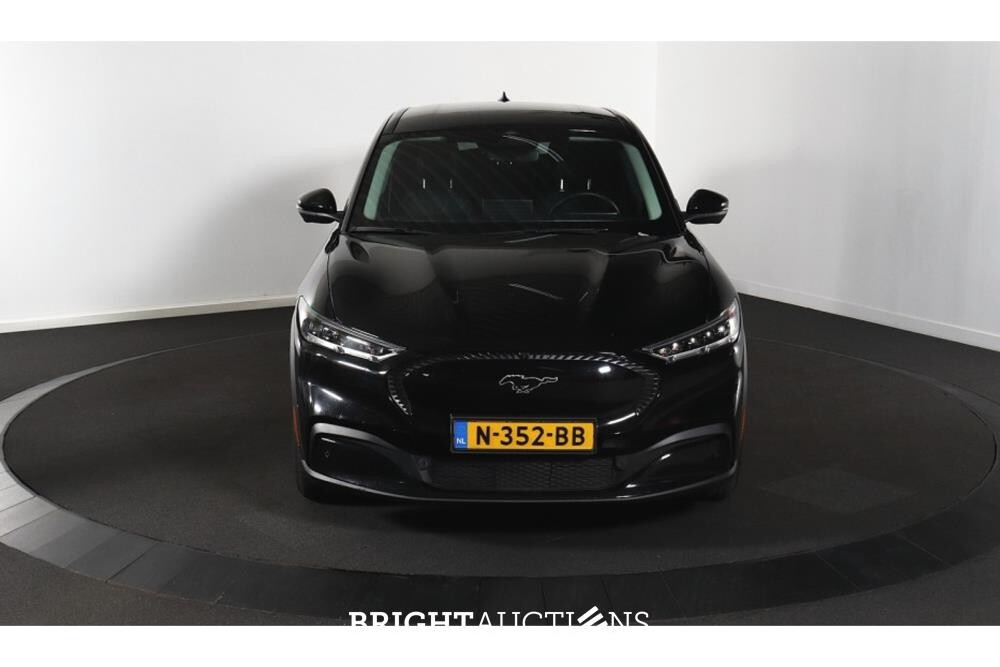 Ford Mustang RWD 75 kWh 2021 (Origineel-NL), N-352-BB