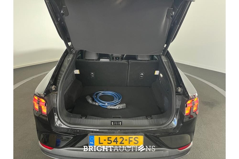 Ford Mustang RWD 75 kWh 2021 (Origineel-NL), L-542-FS