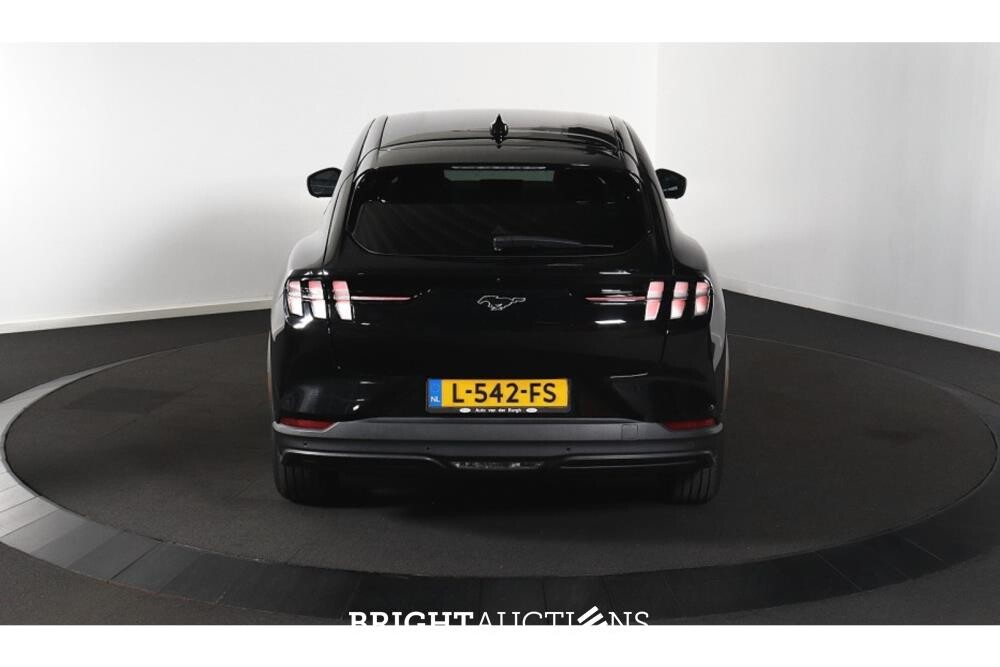 Ford Mustang RWD 75 kWh 2021 (Origineel-NL), L-542-FS