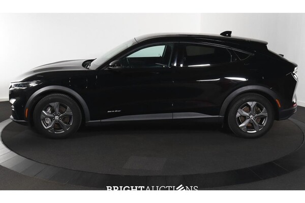 Ford Mustang RWD 75 kWh 2021 (Origineel-NL), L-542-FS