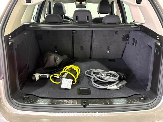 BMW iX3 Executive 80 kWh 286pk 2021 (Origineel-NL), L-550-KG