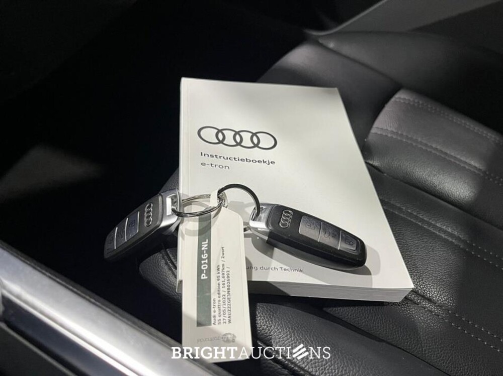 Audi e-tron 55 edition Quattro 95 kWh 408pk 2022 (Origineel-NL), P-016-NL