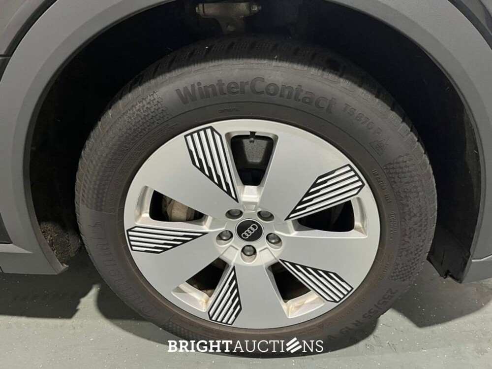Audi e-tron 55 edition Quattro 95 kWh 408pk 2022 (Origineel-NL), P-016-NL