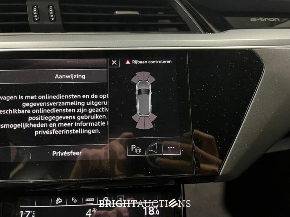 Audi e-tron 55 edition Quattro 95 kWh 408pk 2022 (Origineel-NL), P-016-NL
