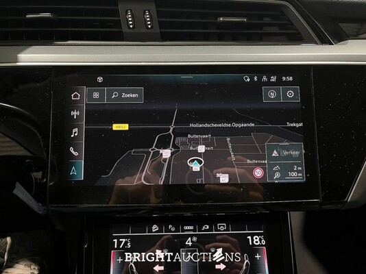 Audi e-tron 55 edition Quattro 95 kWh 408pk 2022 (Origineel-NL), P-016-NL